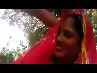 लैटिना पैर दास इंग्लिश मूवी वीडियो में सेक्सी