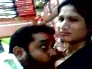 सेक्सी BBW सेक्सी मूवी वीडियो इंग्लिश सोफे पर गड़बड़