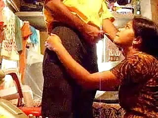बैंगनी में milf इंग्लिश सेक्सी मूवी ऑनलाइन फारसी मुनीर