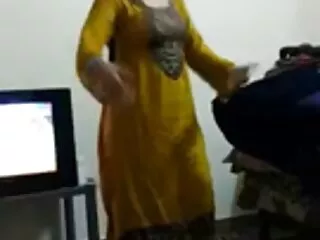 टिनी गर्ल सेक्सी मूवी इंग्लिश बिग बट होल